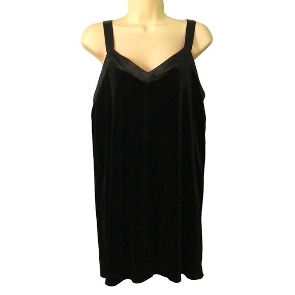 Flora by Flora Nikrooz Black Chemise Nightgown Woman Size Medium Velvety Satin - Picture 1 of 5